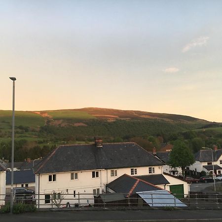 Bryn Derwen Acomodação com café da manhã Rhayader Exterior foto