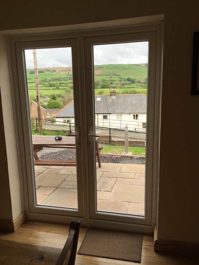 Bryn Derwen Acomodação com café da manhã Rhayader Exterior foto